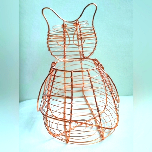 Cooper Wire Shaped Cat Basket with Handles NWOT Tag - Picture 4 of 6